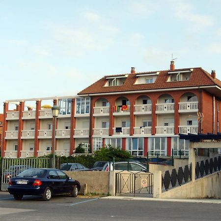 Hotel Torre Cristina Noja Eksteriør billede