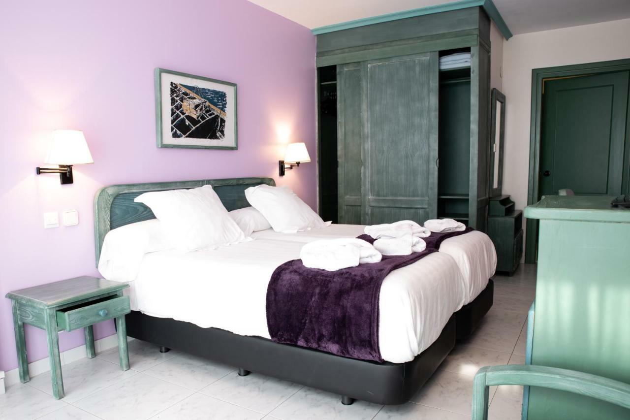 Hotel Torre Cristina Noja Eksteriør billede